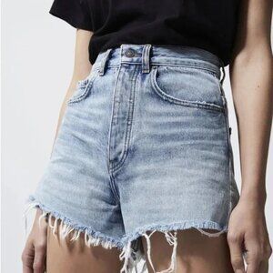 Twelve on twelfth size 27 High-Waisted distressed denim Shorts 100% cotton